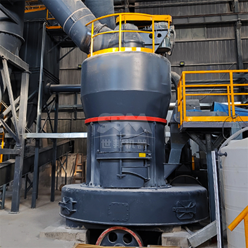 Ultrafine grinding chamber for carbon materials