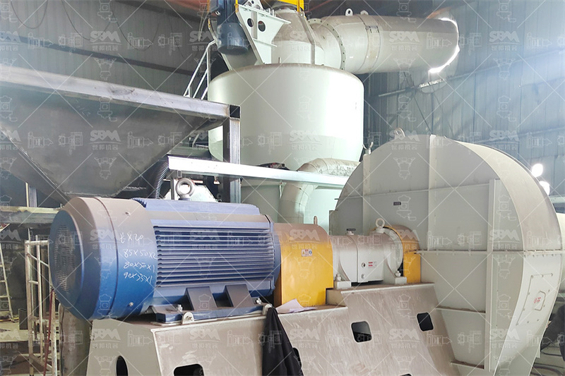 Bauxite grinding for ceramic glaze production