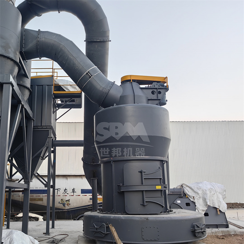 Industrial milling machine for powder processing
