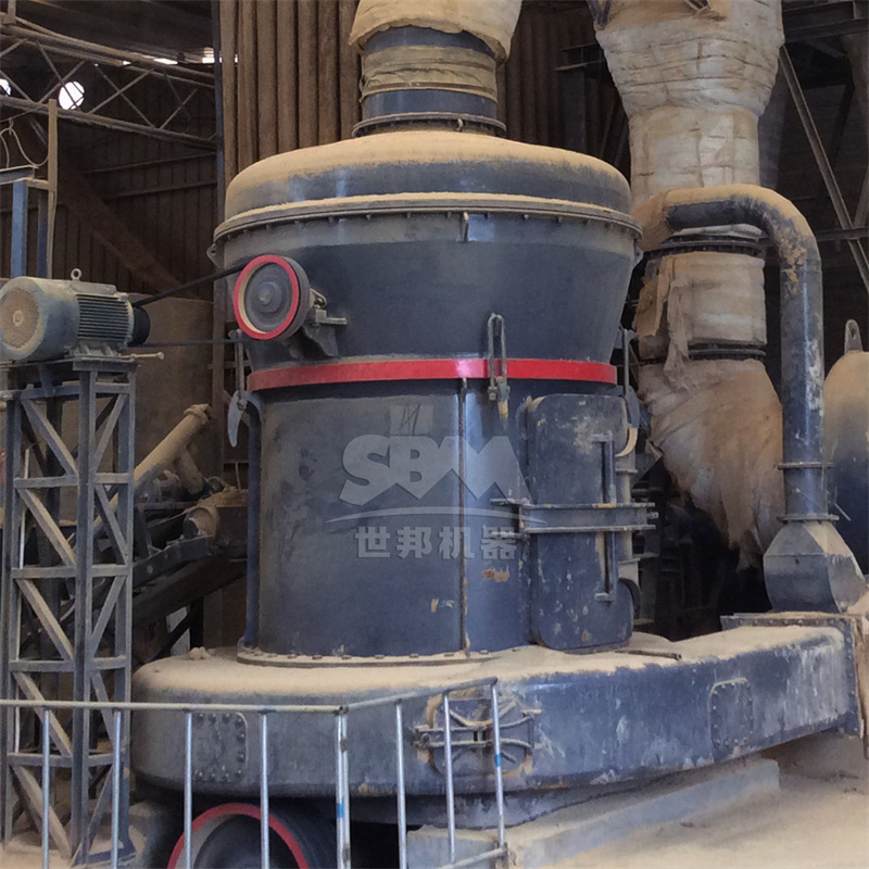 Petcoke grinding mill for lime kiln burner feed