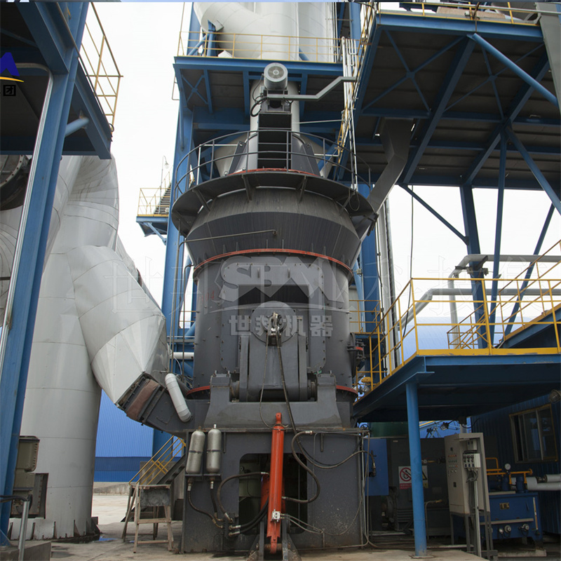 Roller and grinding plate configuration for special applications in LM series